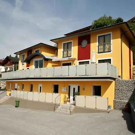 In Piesendorf Near Slopes, Cleaning Included Chalet Durnberg (Piesendorf)